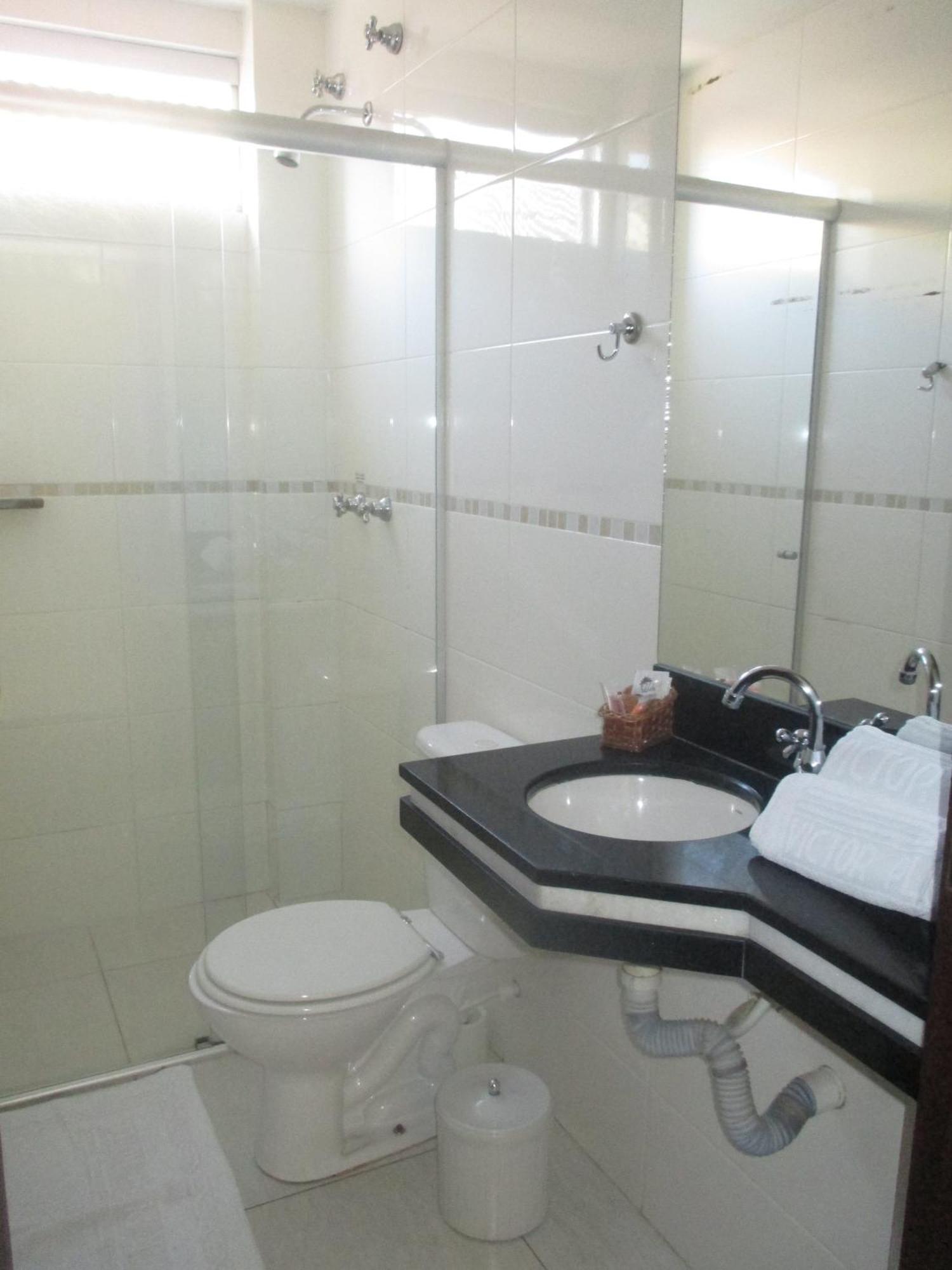 Hotel Victor Plaza Formiga Habitación foto