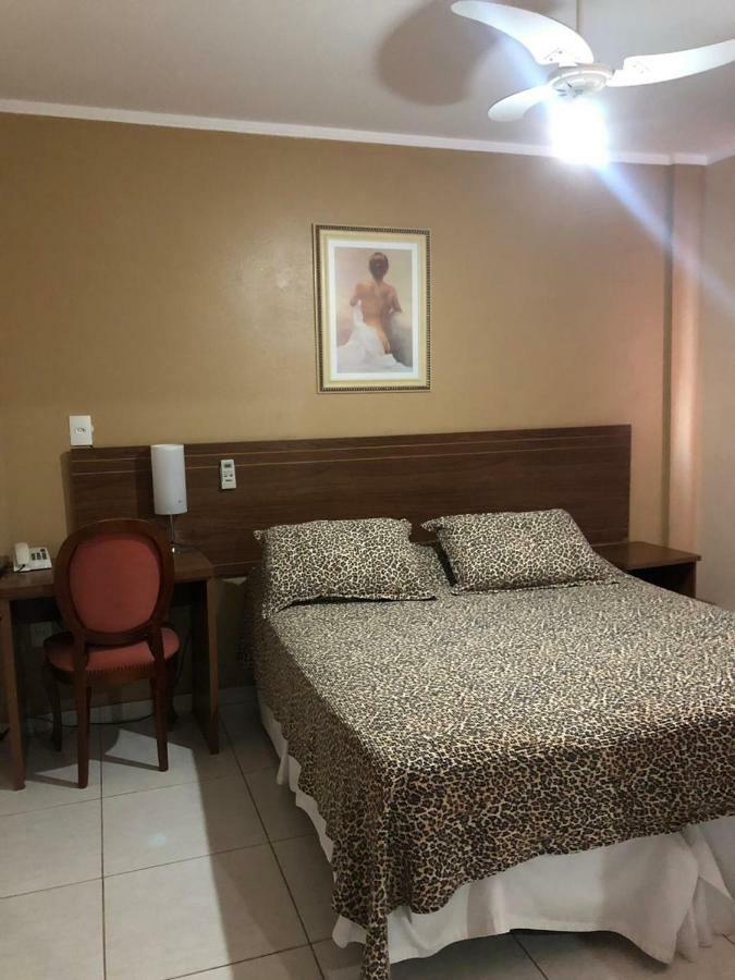 Hotel Victor Plaza Formiga Exterior foto
